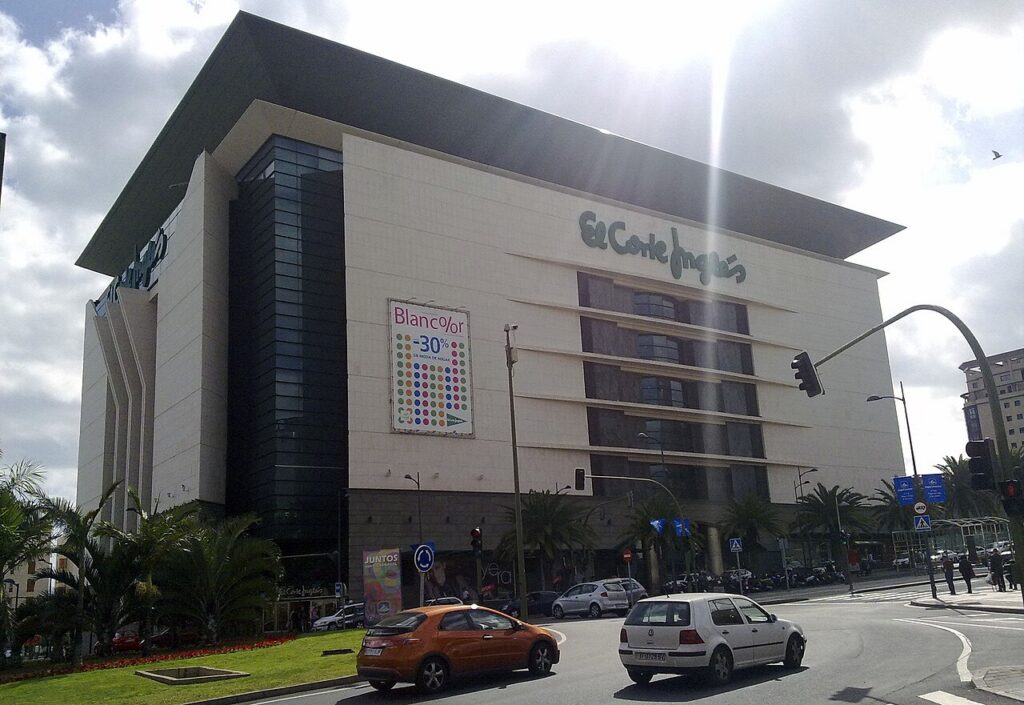 Dom towarowy El Corte Inglés w Santa Cruz de Tenerife